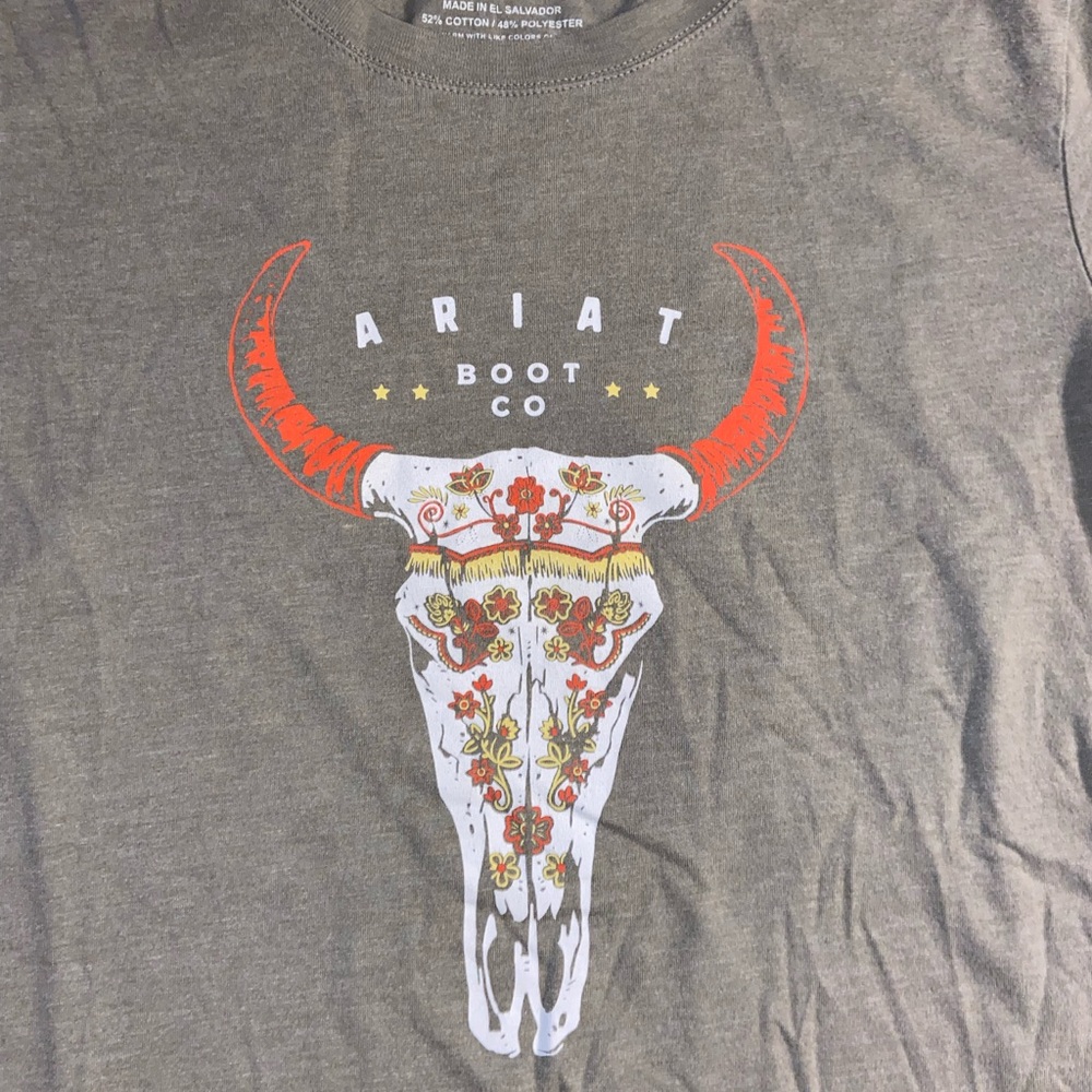 Ariat graphic tee